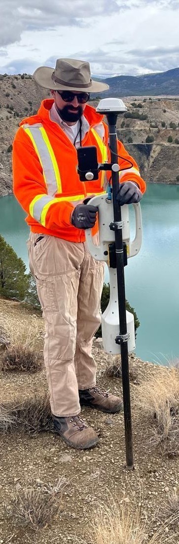 Willowstick MM-ECD field survey instrument